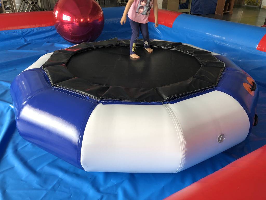 Inflatable Water Jumping Bed