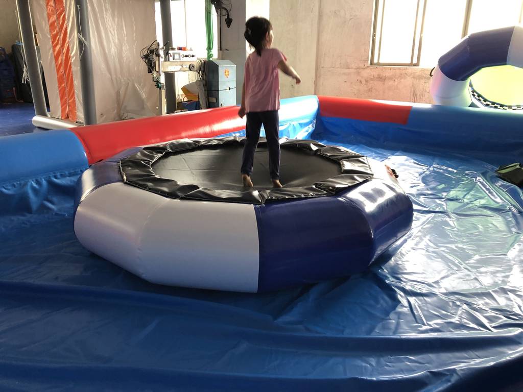 inflatable water trampoline