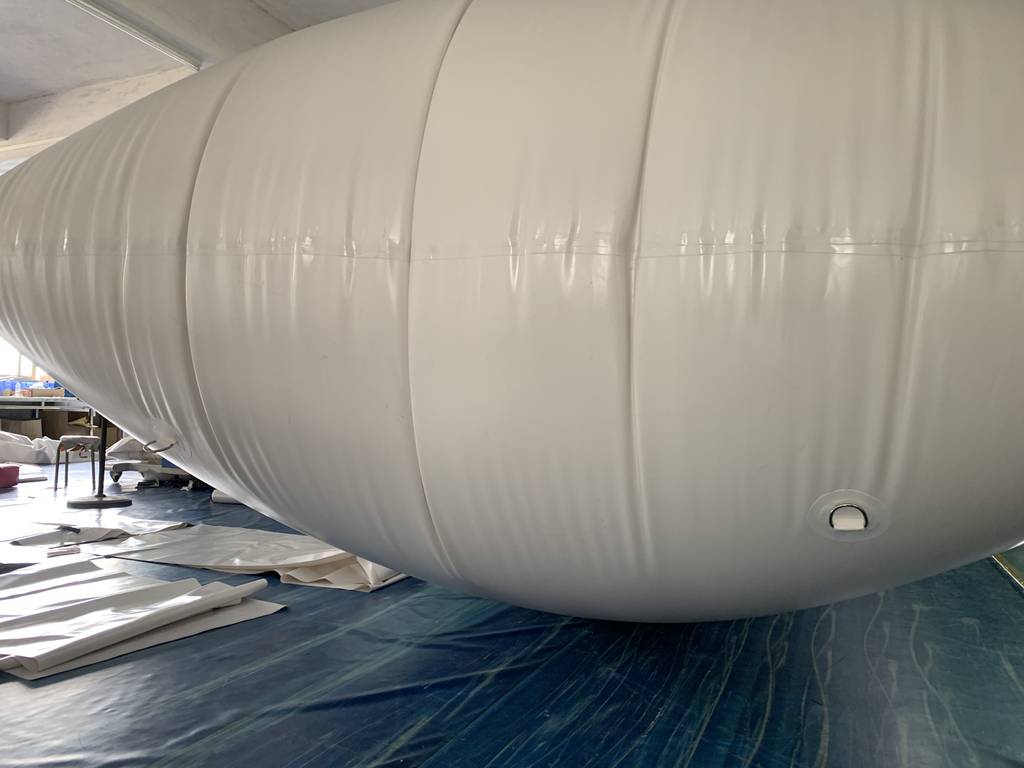 Inflatable Water Jumping Blob