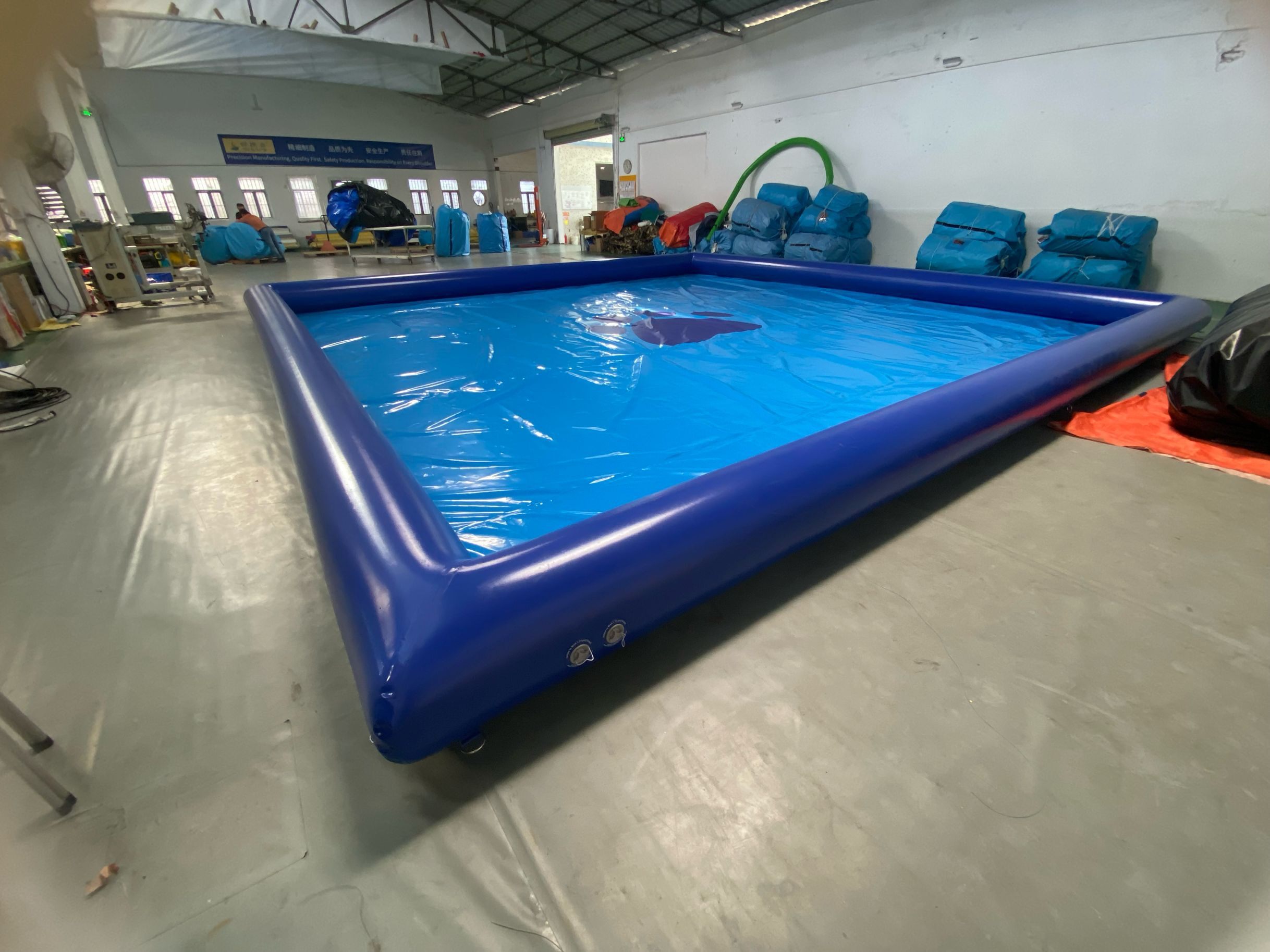 inflatable pool