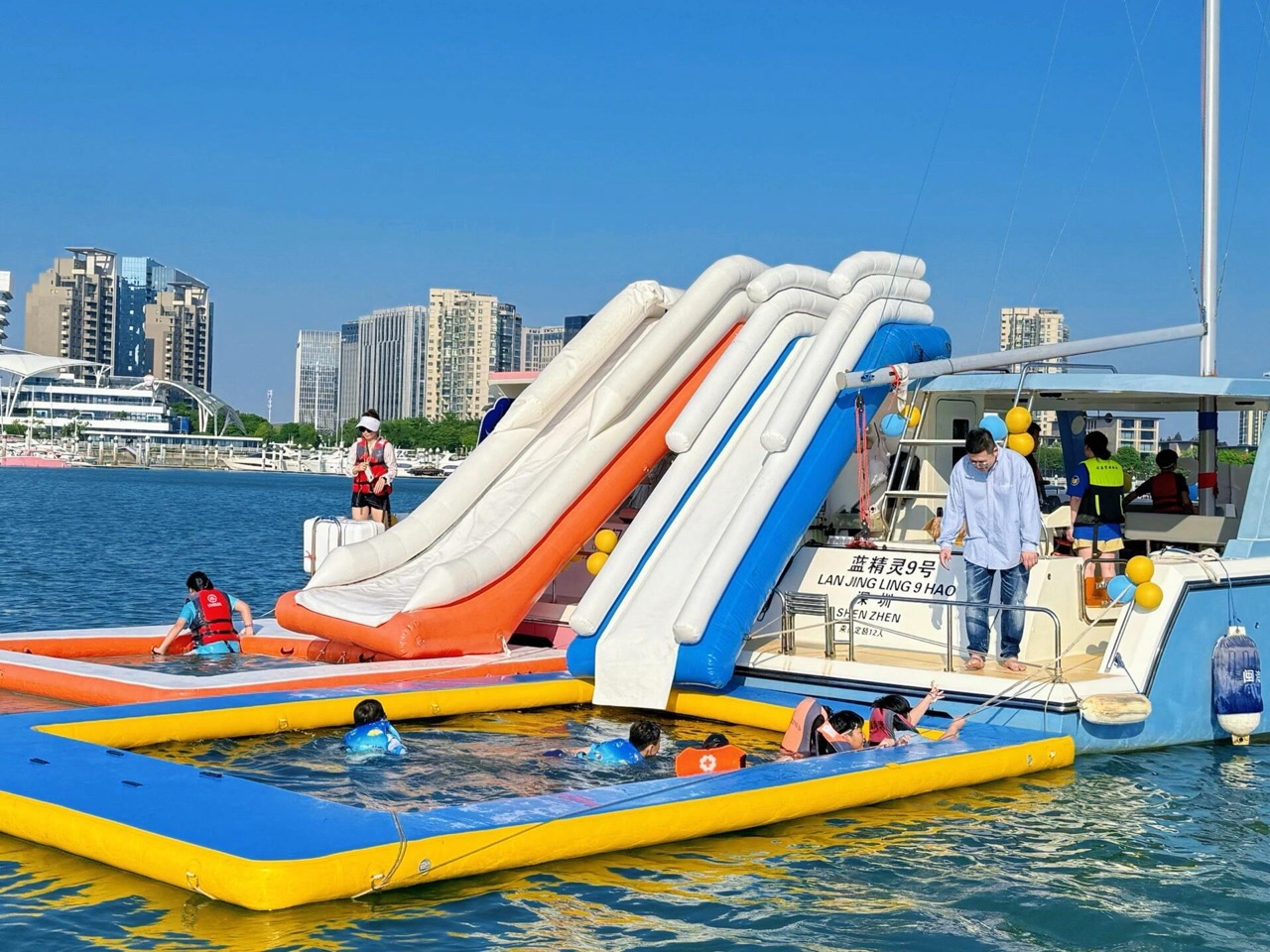 Straight Drop Inflatable Slide for Yachts