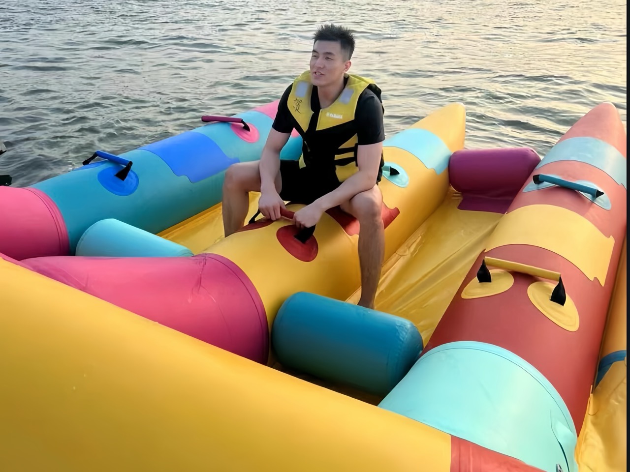 Inflatable Flying Fish