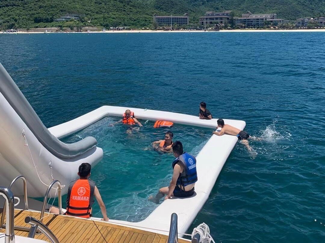New Style Of Inflatable Ocean Pool With Platform